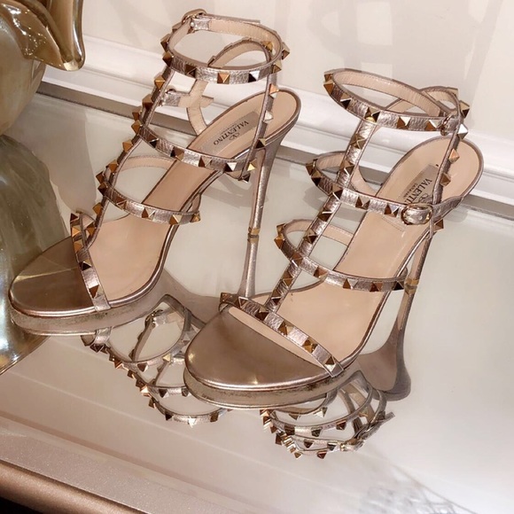 Valentino Heels - Picture 2 of 3